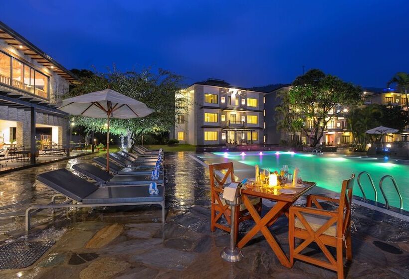 هتل Barahi Pokhara