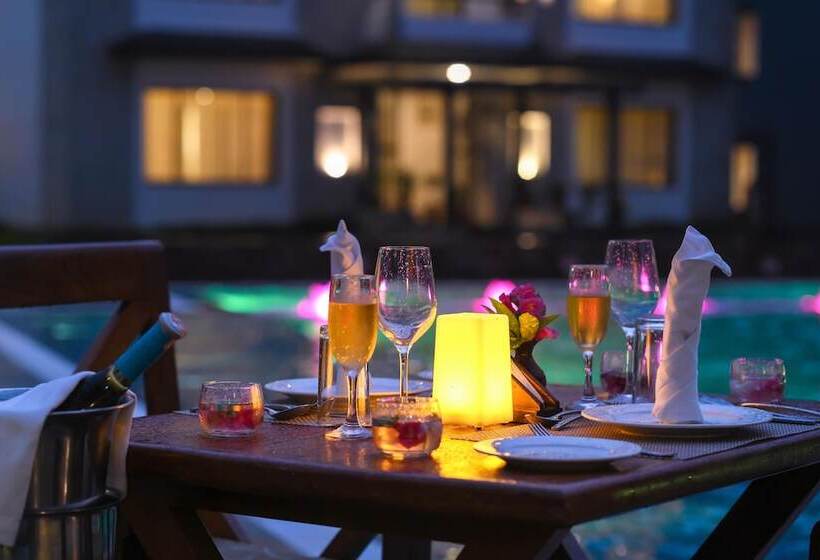 هتل Barahi Pokhara