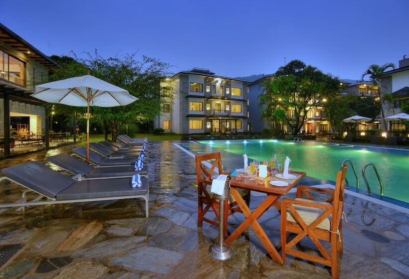 هتل Barahi Pokhara