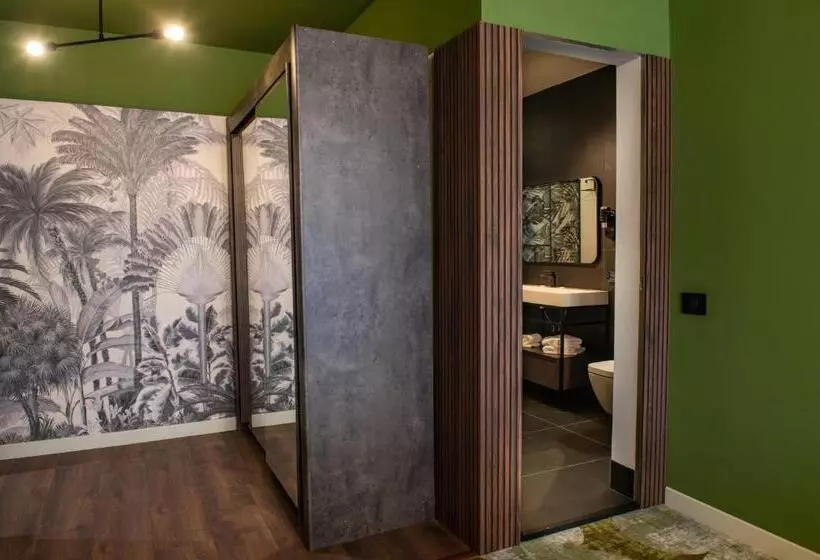 هتل Bucharest Comfort Suites