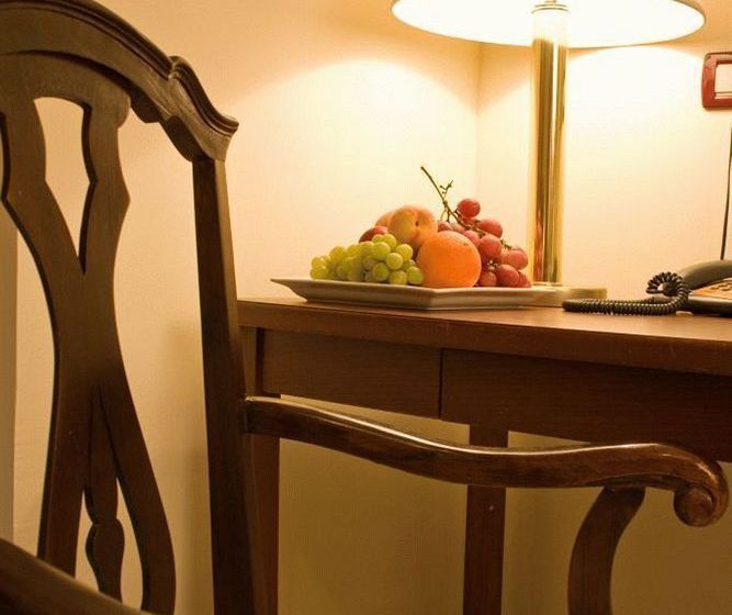 فندق Comfort Inn San Salvador 