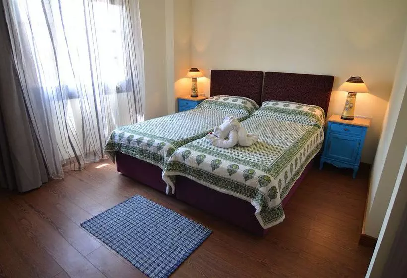 酒店 Latchi Family Resort