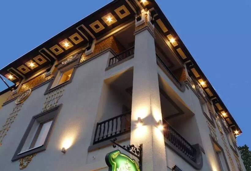 فندق Eney Boutique