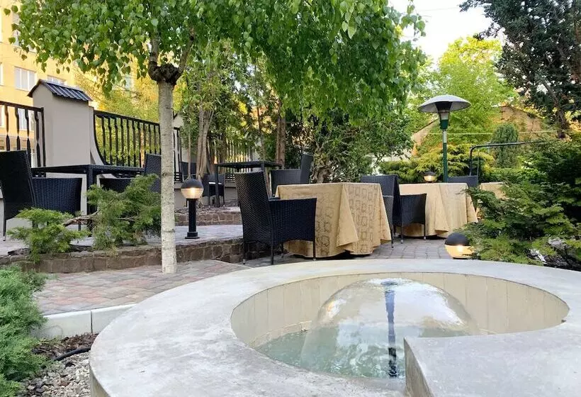 فندق Eney Boutique