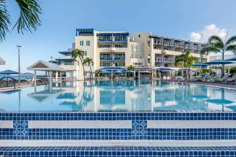 هتل Hilton Vacation Club Flamingo Beach St. Maarten