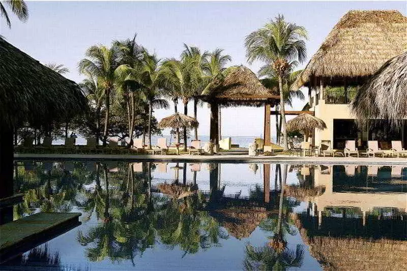 هتل Hilton Vacation Club Flamingo Beach St. Maarten