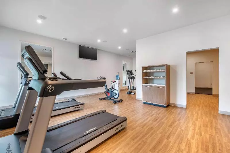 هتل Hilton Vacation Club Flamingo Beach St. Maarten