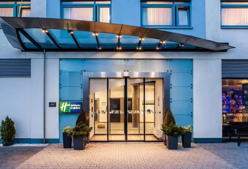酒店 Holiday Inn Express München Messe, An Ihg