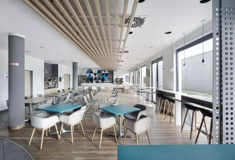 酒店 Holiday Inn Express München Messe, An Ihg