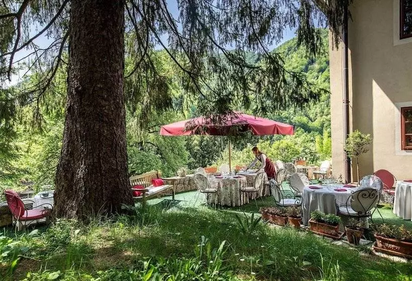 هتل Kendov Dvorec