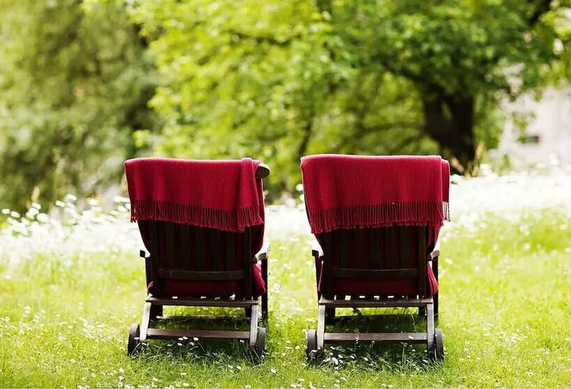 هتل Kendov Dvorec