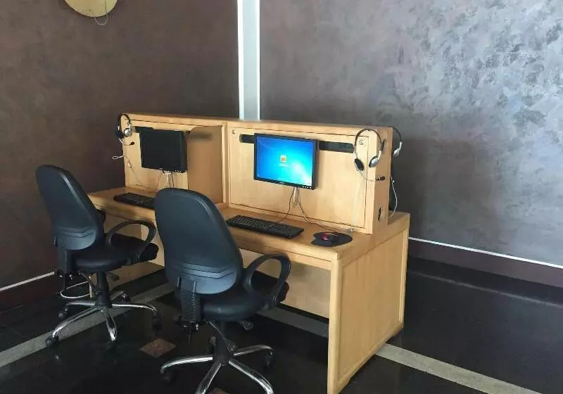 בית מלון כפרי La Palm Royal Beach