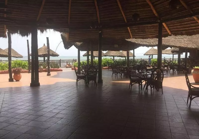 בית מלון כפרי La Palm Royal Beach