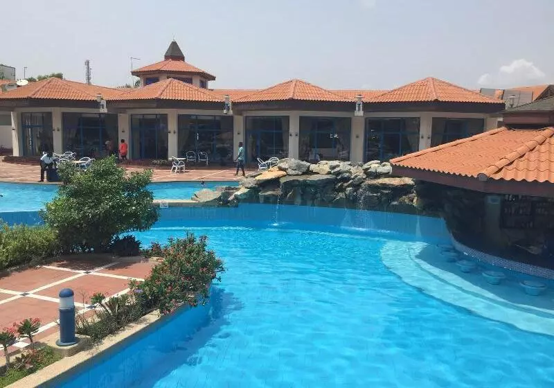 בית מלון כפרי La Palm Royal Beach