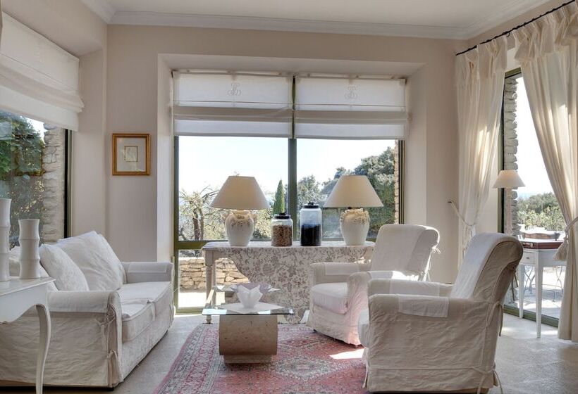 هتل Les Bories & Spa