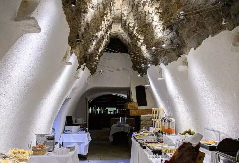 هتل Les Bories & Spa