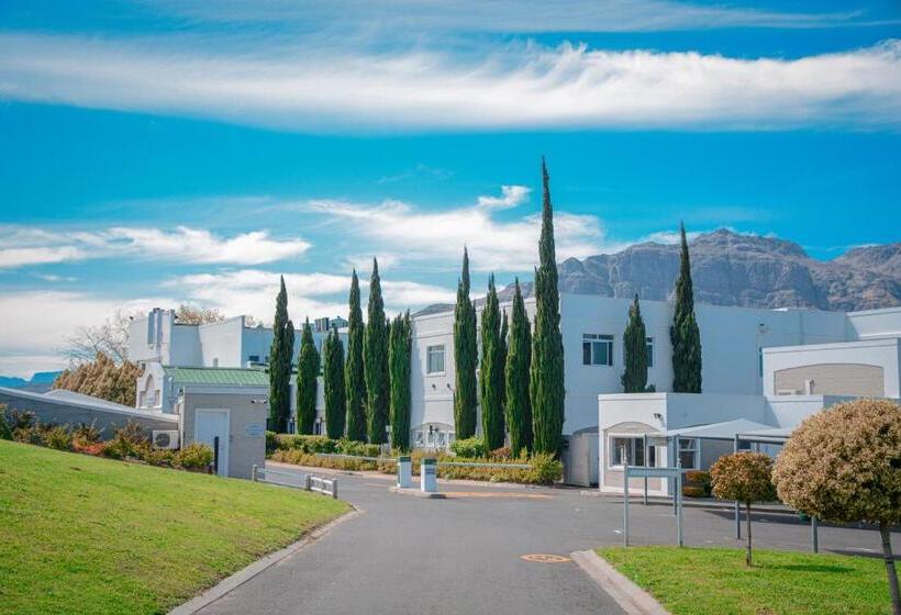 Protea Hotel By Marriott Stellenbosch & Conference Centre