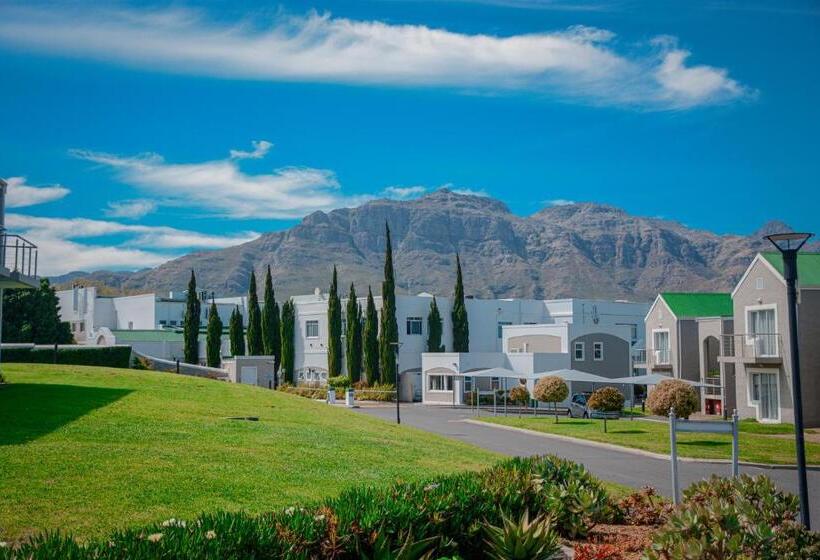 Protea Hotel By Marriott Stellenbosch & Conference Centre