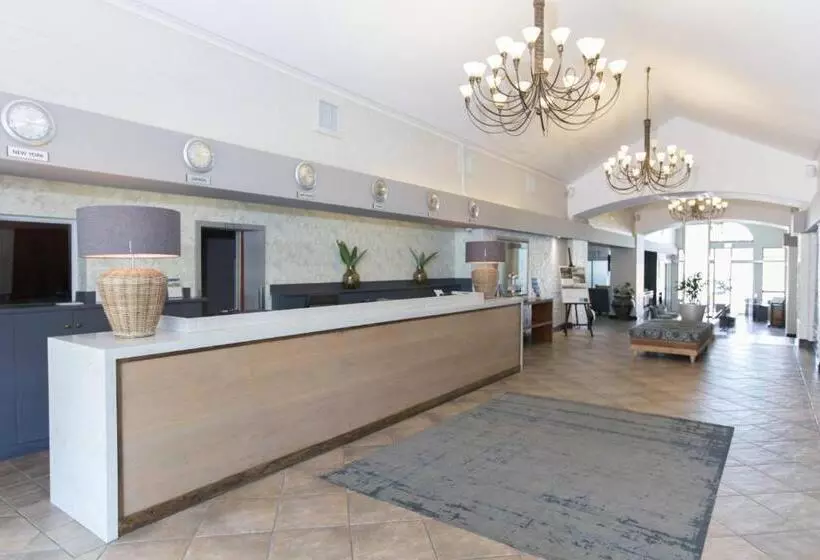 Protea Hotel By Marriott Stellenbosch & Conference Centre