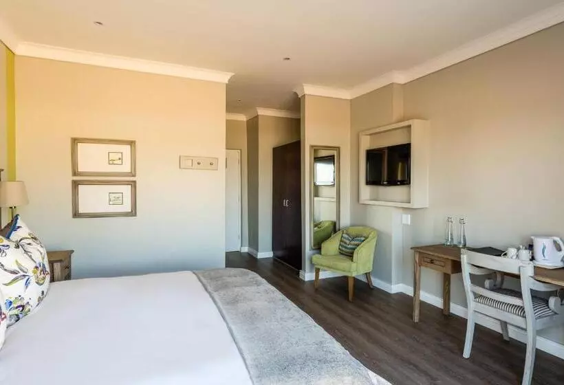 Protea Hotel By Marriott Stellenbosch & Conference Centre