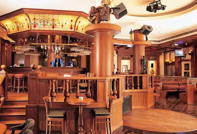 فندق Tivoli Garden Resort