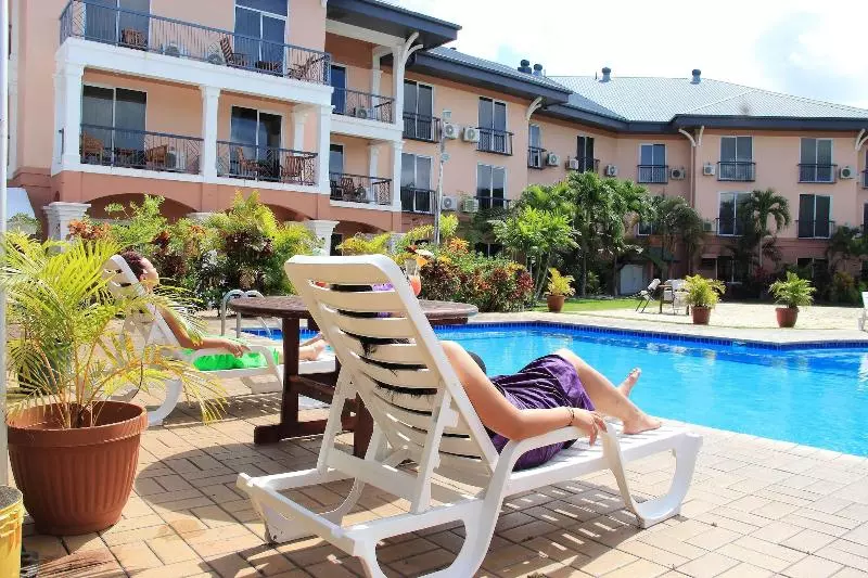 בית מלון כפרי Tradewinds