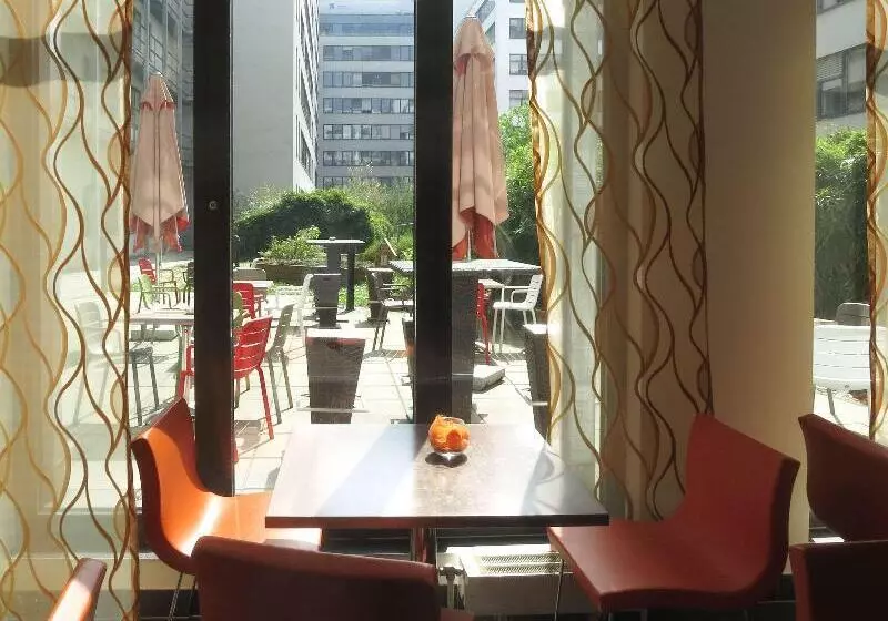 Novotel Suites Wien City Donau