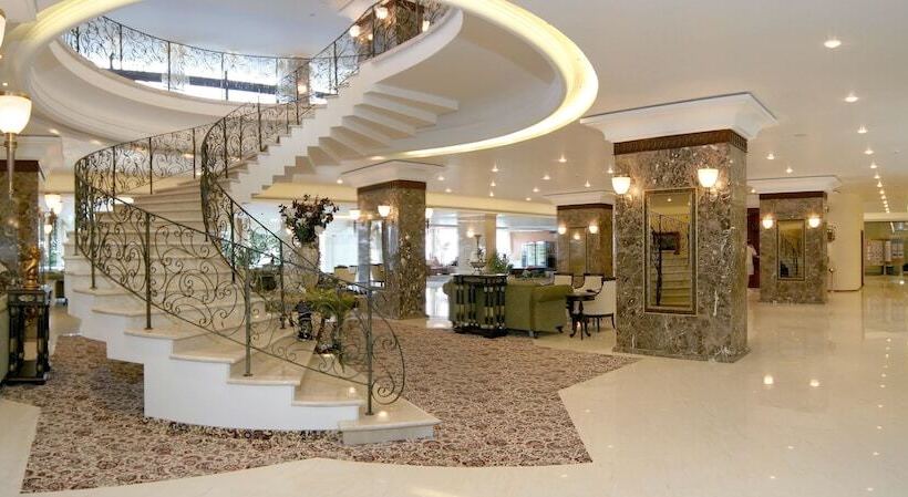 The Palace Hotel, Sunny Day