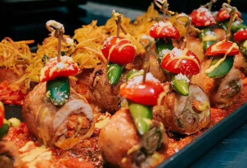 The Palace Hotel, Sunny Day