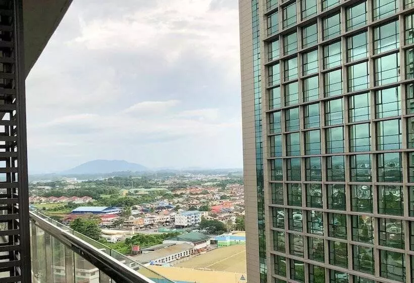 Luco Apartments At Imperial Suites