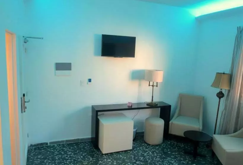 ホテル Plus Vedado 500