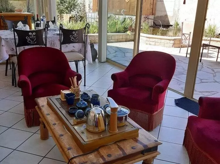 Aamiaismajoitus (B&B) Au Bon Vivant