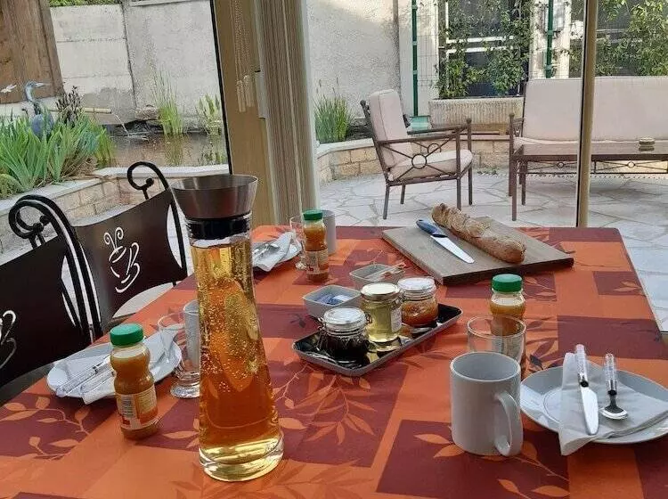 Aamiaismajoitus (B&B) Au Bon Vivant