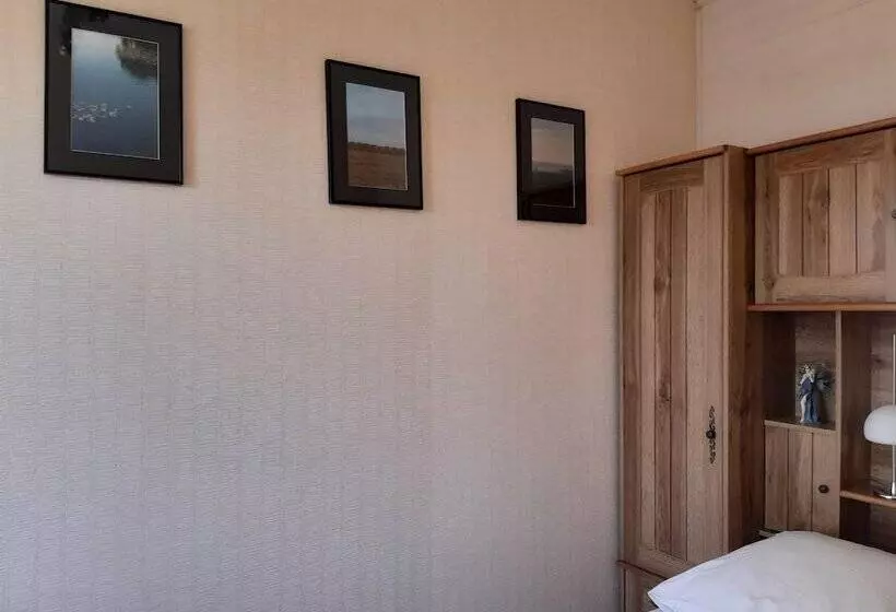 Aamiaismajoitus (B&B) Au Bon Vivant