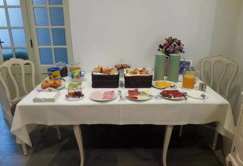 Aamiaismajoitus (B&B) Raiz Alentejana