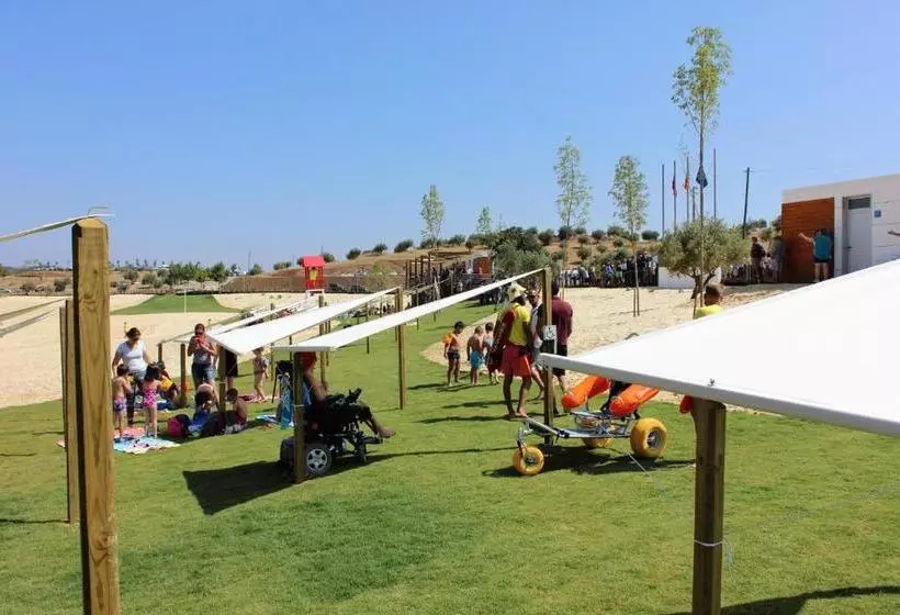 Aamiaismajoitus (B&B) Raiz Alentejana