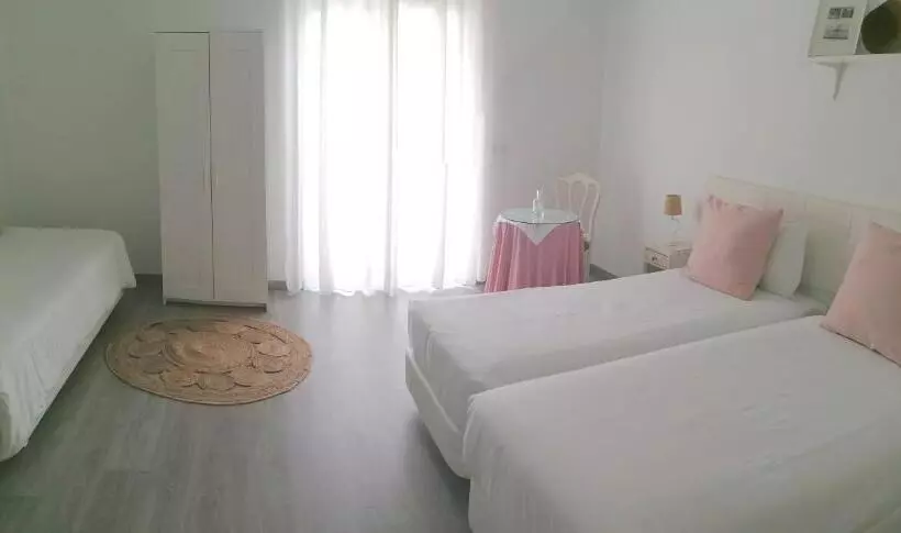 Aamiaismajoitus (B&B) Raiz Alentejana