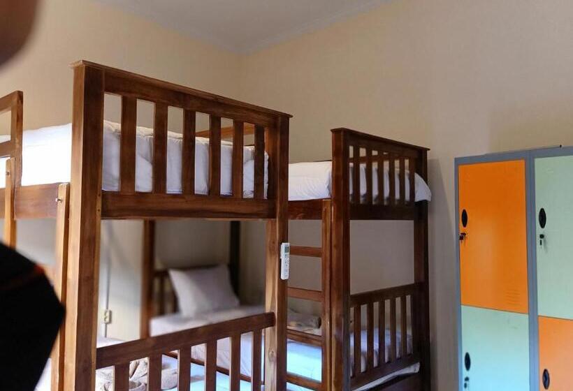 Happy Penida Hostel 2