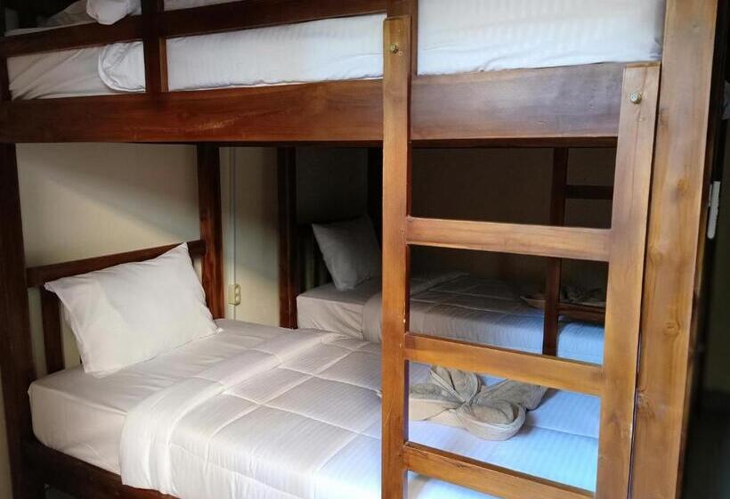 Happy Penida Hostel 2