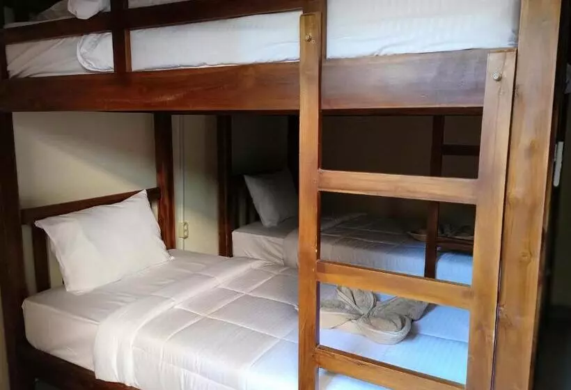 Happy Penida Hostel 2