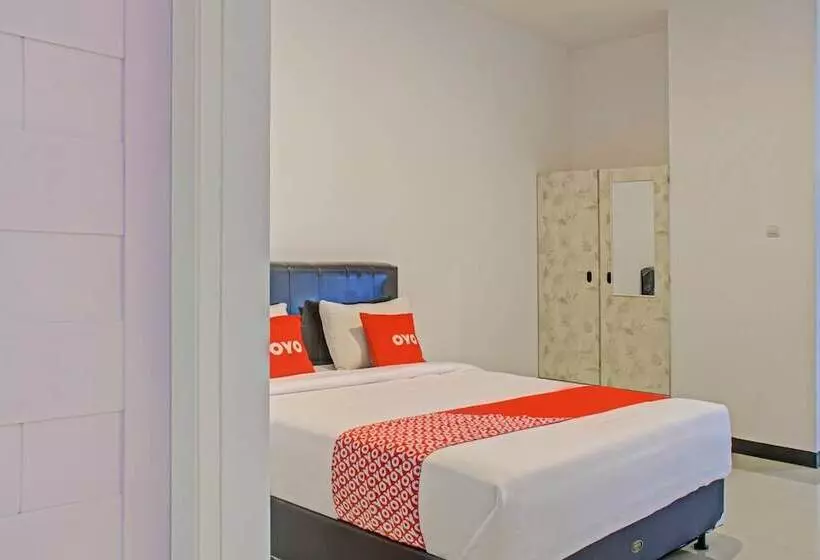 Hotel Oyo 3841 Wisma 25