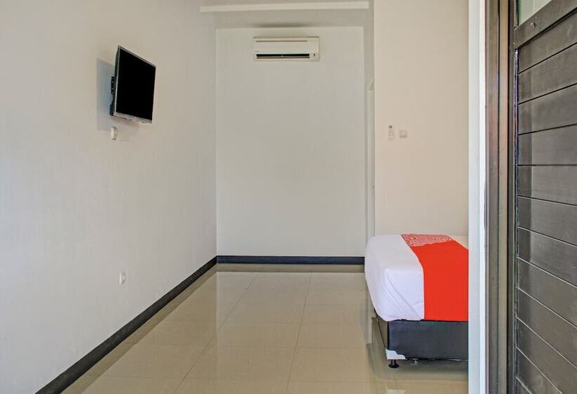 בית מלון כפרי Oyo 3841 Wisma 25