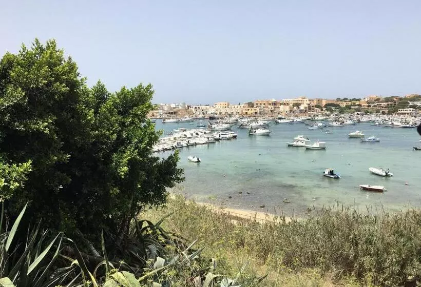 ペンション Il Veliero Blu Camere Sul Porto