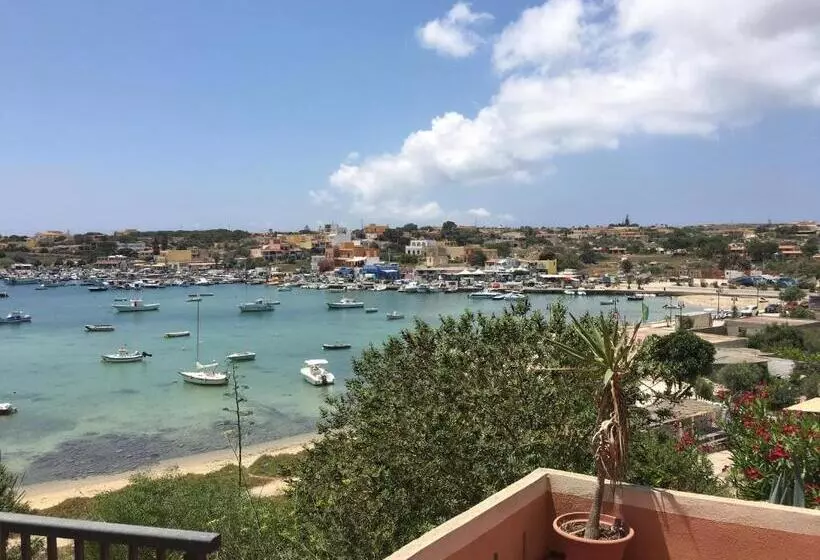 ペンション Il Veliero Blu Camere Sul Porto