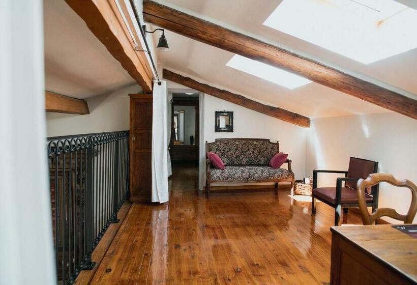 بنسيون Mas Des Sentes