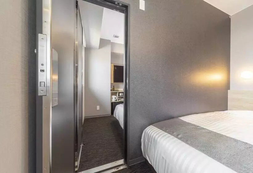 Super Hotel Premier Kanazawaeki Higashiguchi