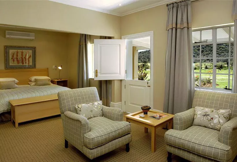 Bushman Sands Hotel