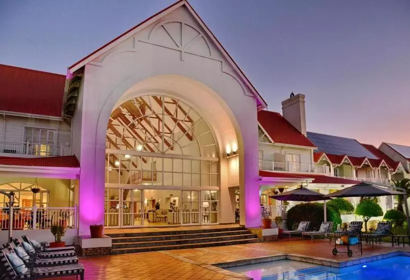 Courtyard Hotel Gqeberha