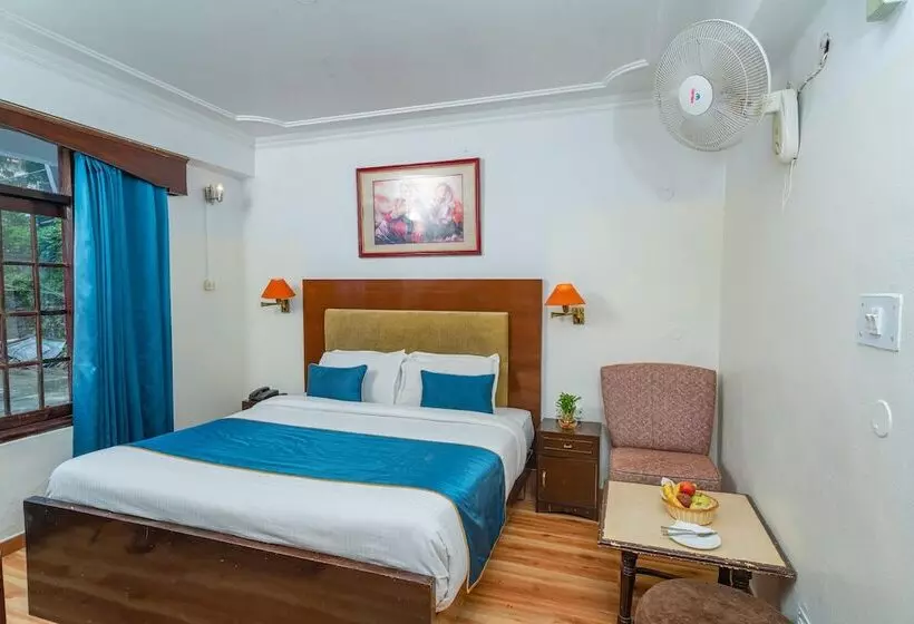 Отель Ashiana Clarks Inn Shimla