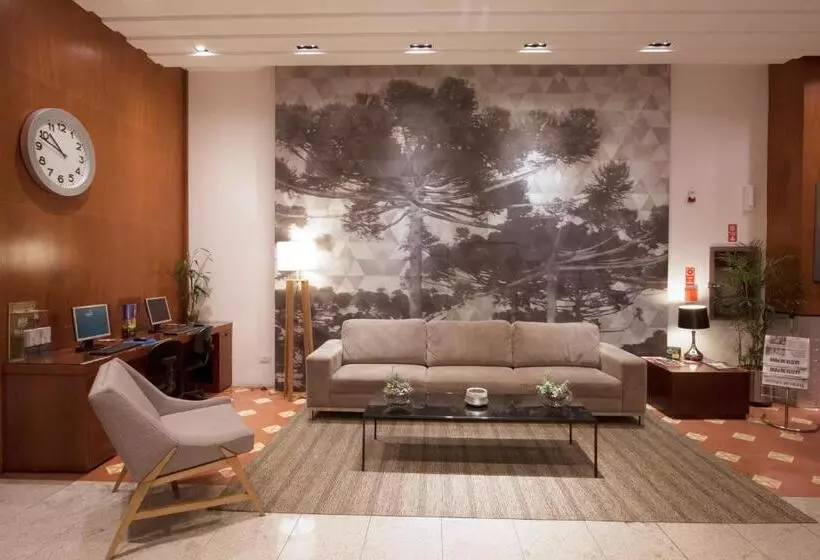 בית מלון כפרי Bristol Brasil 500 Curitiba Batel